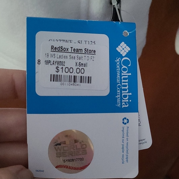 Columbia Sweater - Picture 3 of 4